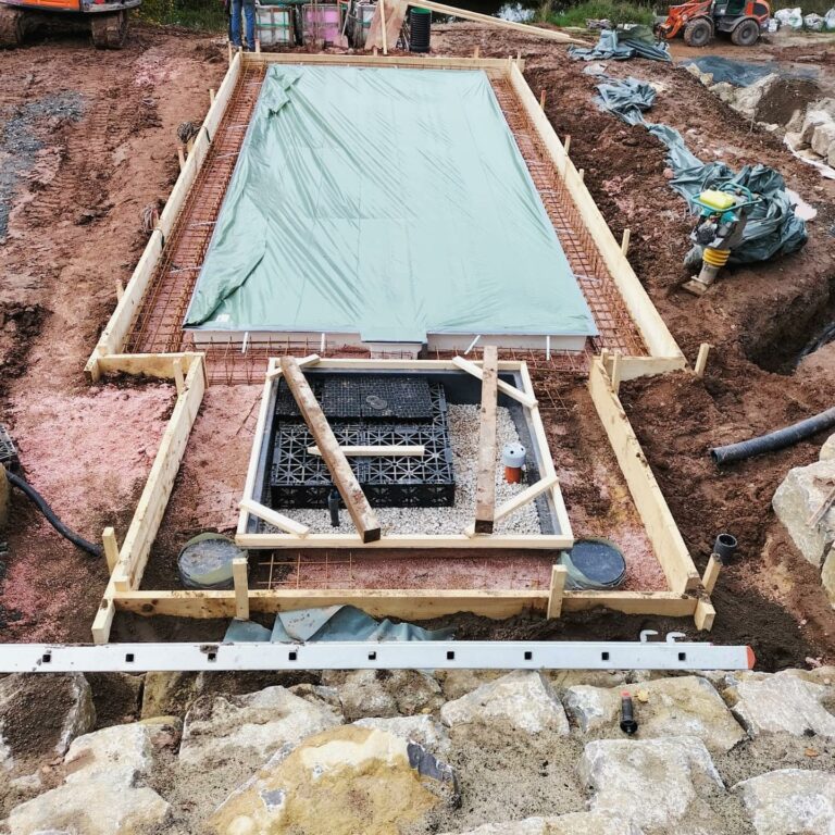 Baustelle eines neuen Pool-Projekts