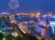 Bild vom Hamburger Hafen mit Feuerwerk
