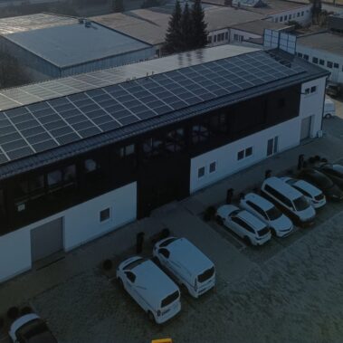 Luftaufnahme vom Firmengelände von Elektro Gerlitz in Bayreuth